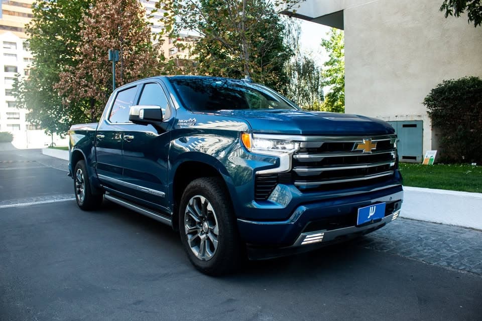 Chevrolet Silverado - miniatura 3