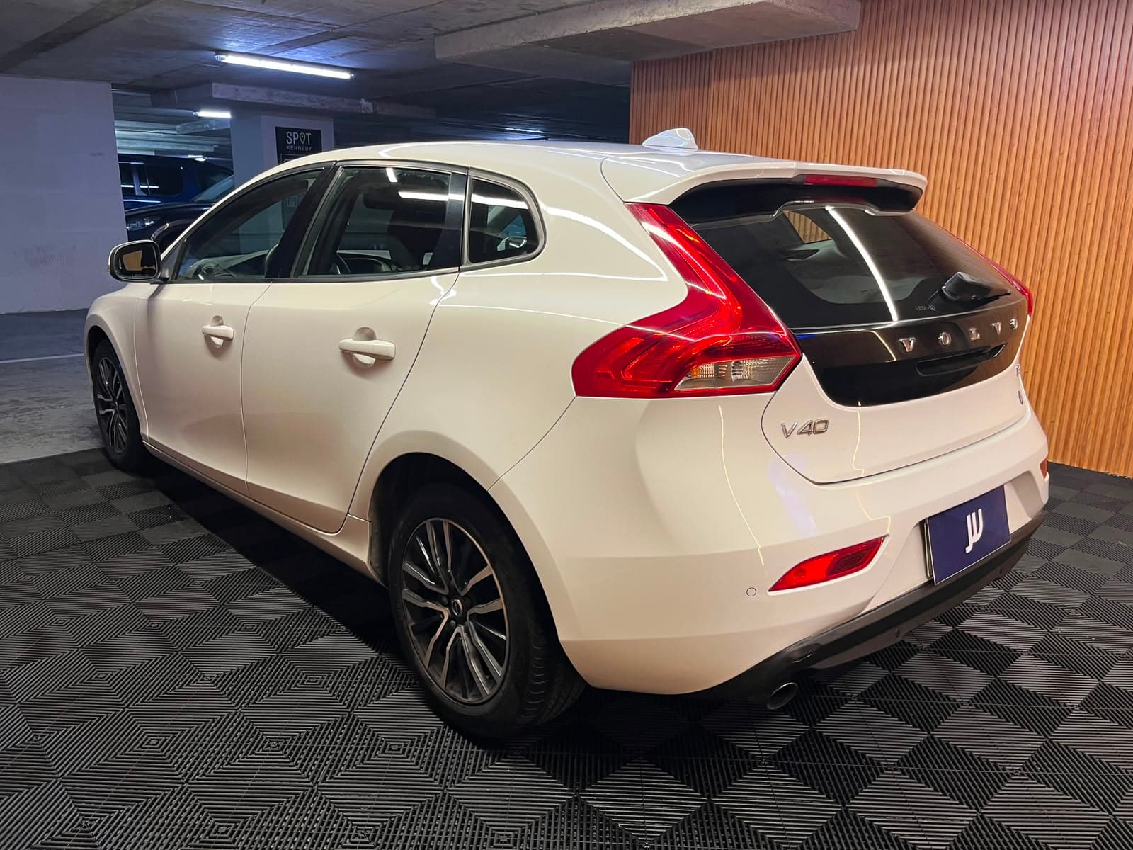 Volvo V40 - miniatura 6