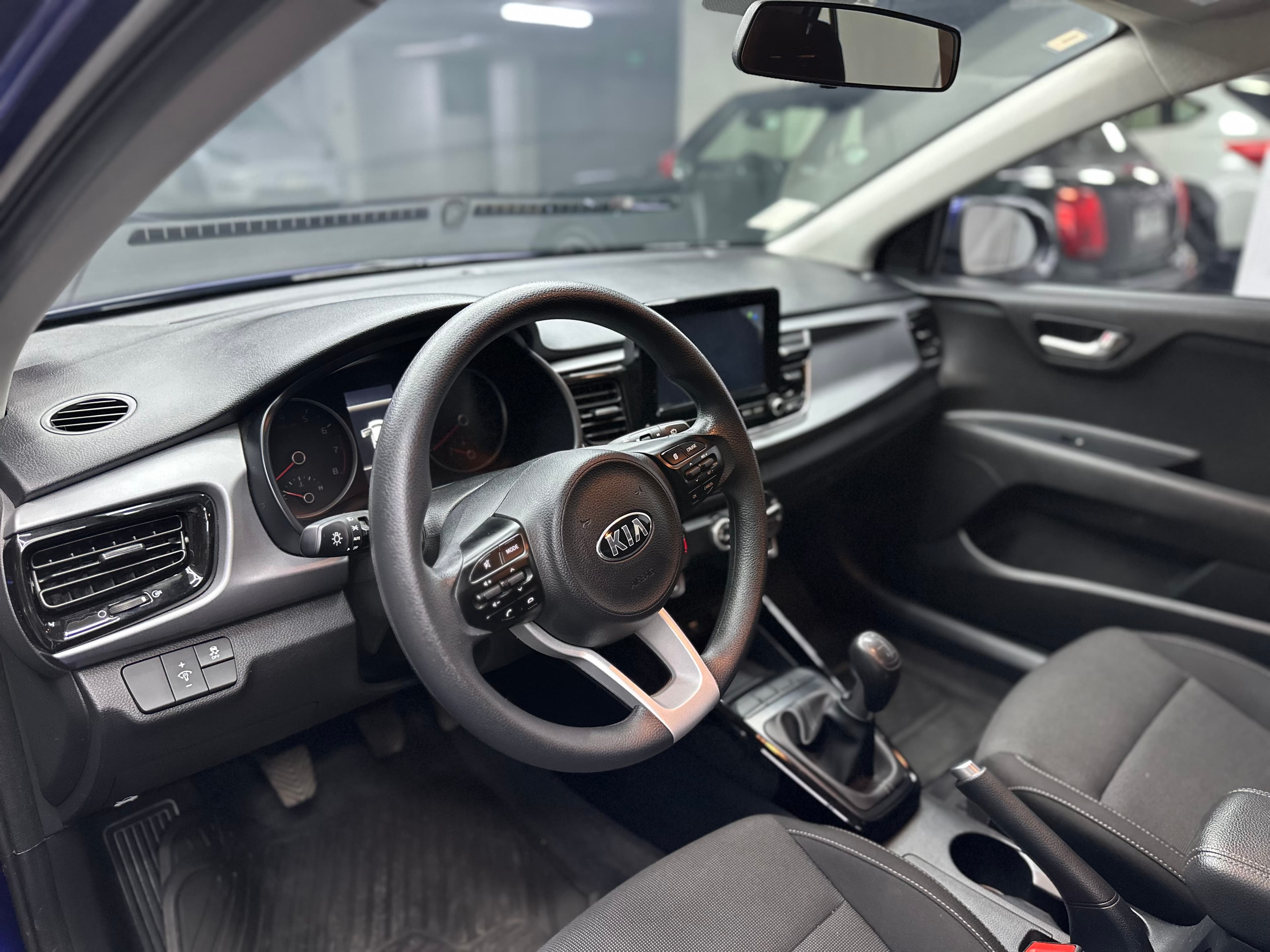 Kia Rio 5 - miniatura 8