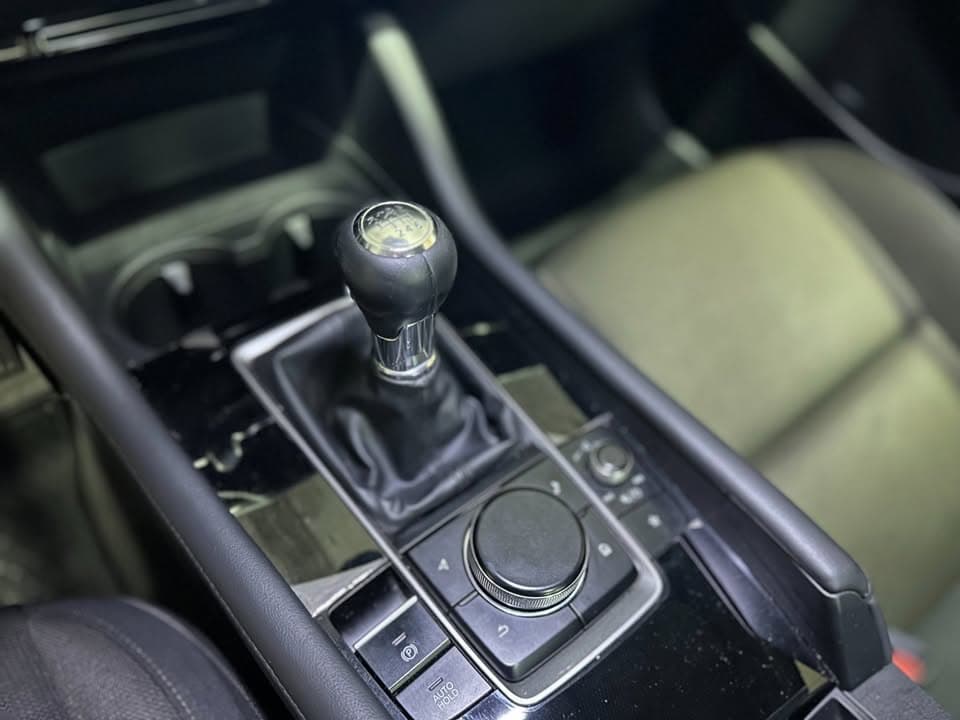 Mazda 3 sedan - miniatura 8