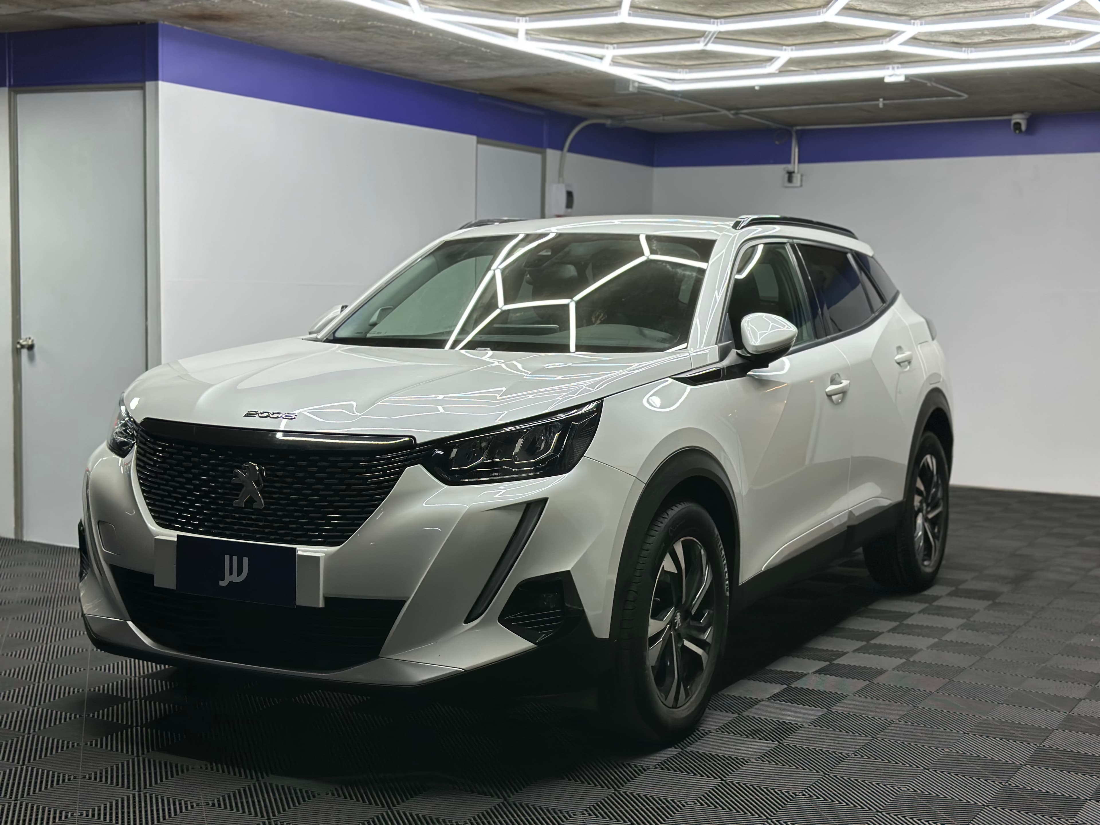 Peugeot 2008 - miniatura 3