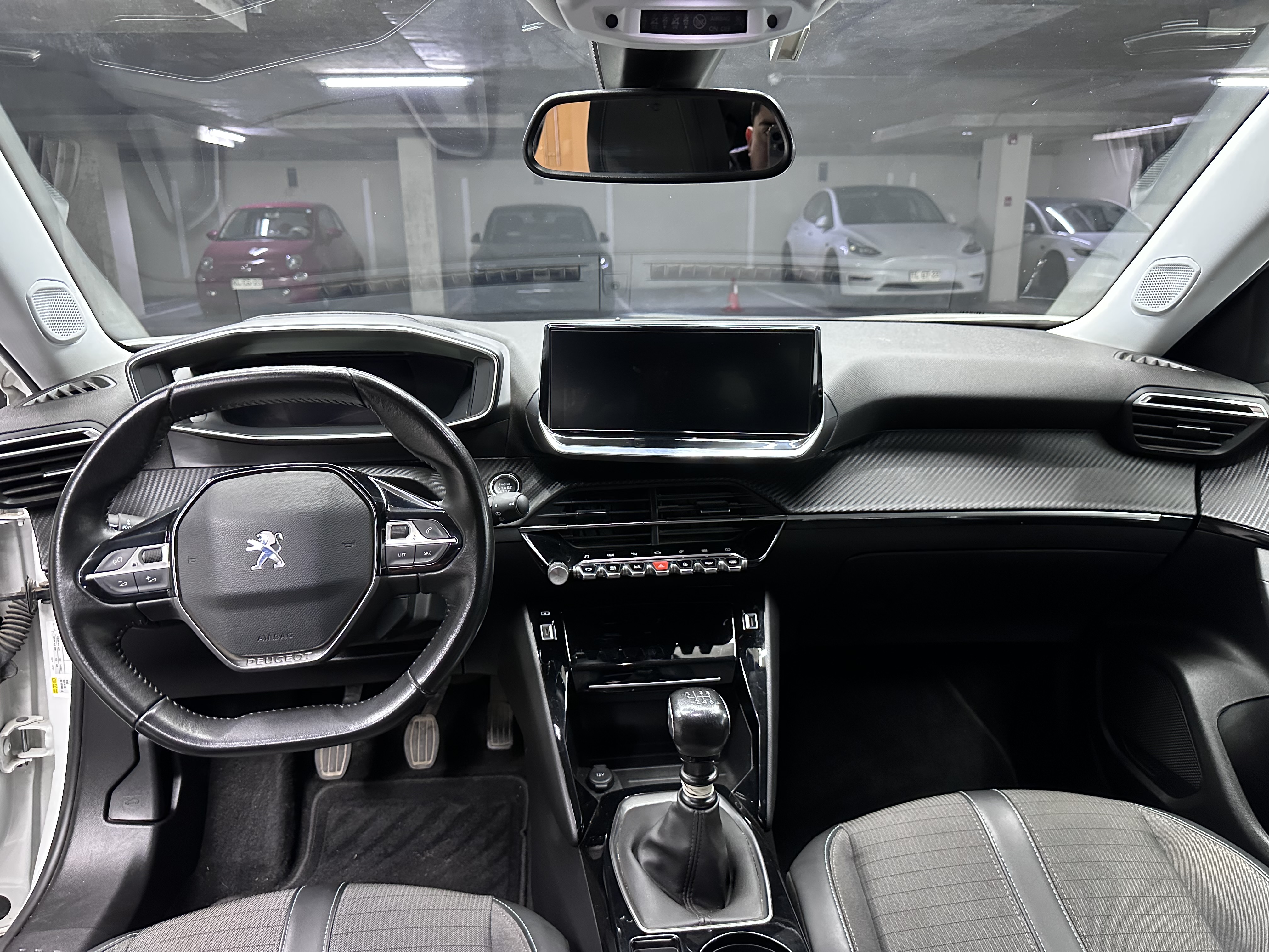 Peugeot 2008 - miniatura 8