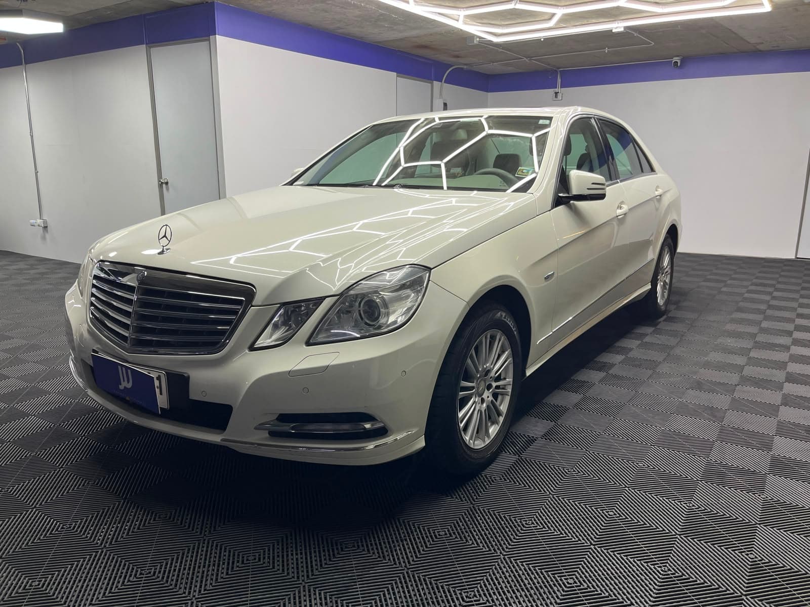 Mercedes-benz E 250
