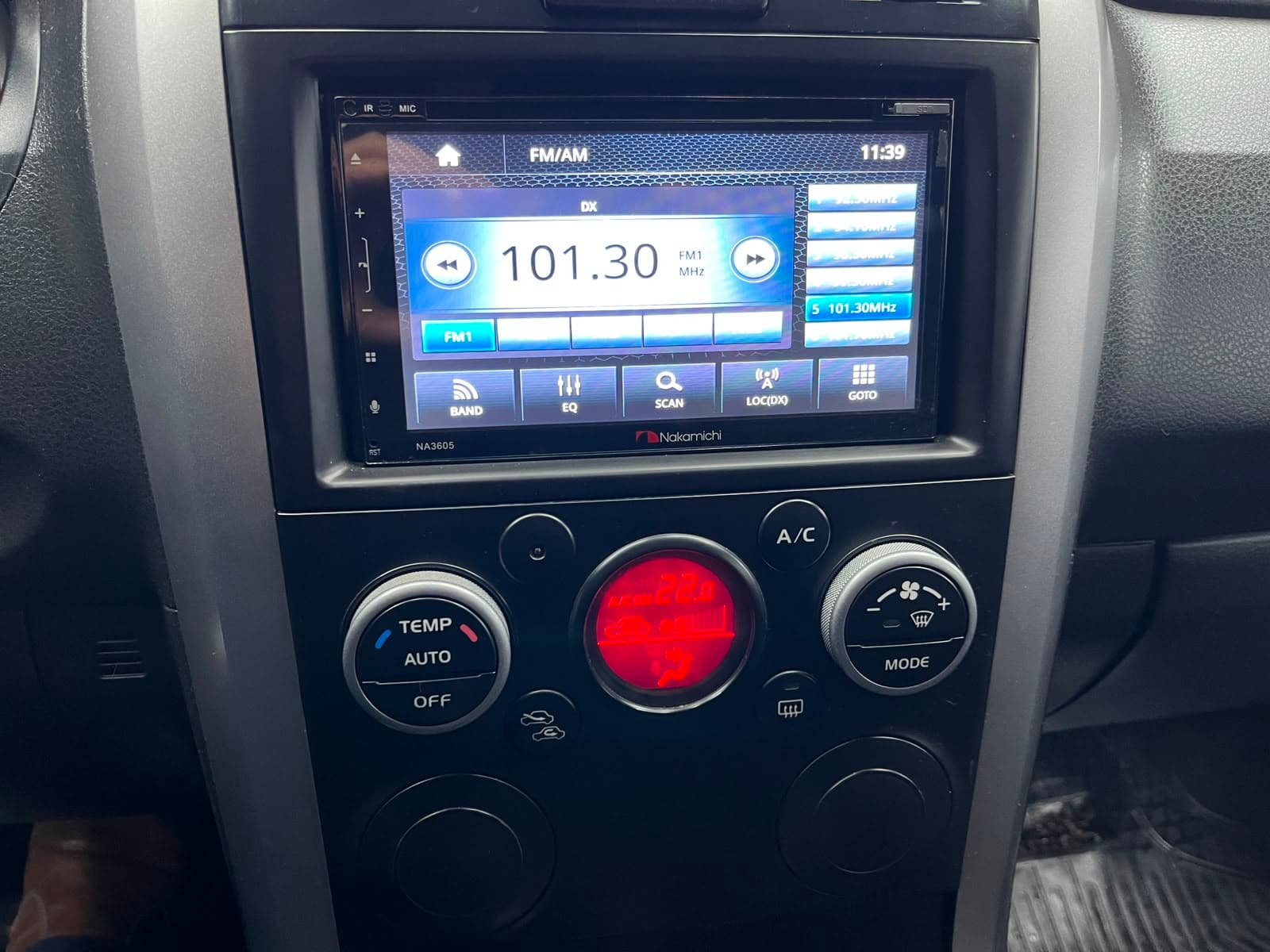 Suzuki Grand vitara - miniatura 9