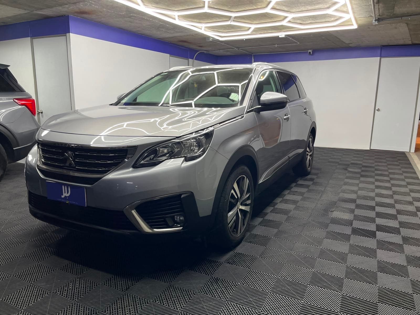 Peugeot 5008 - miniatura 3