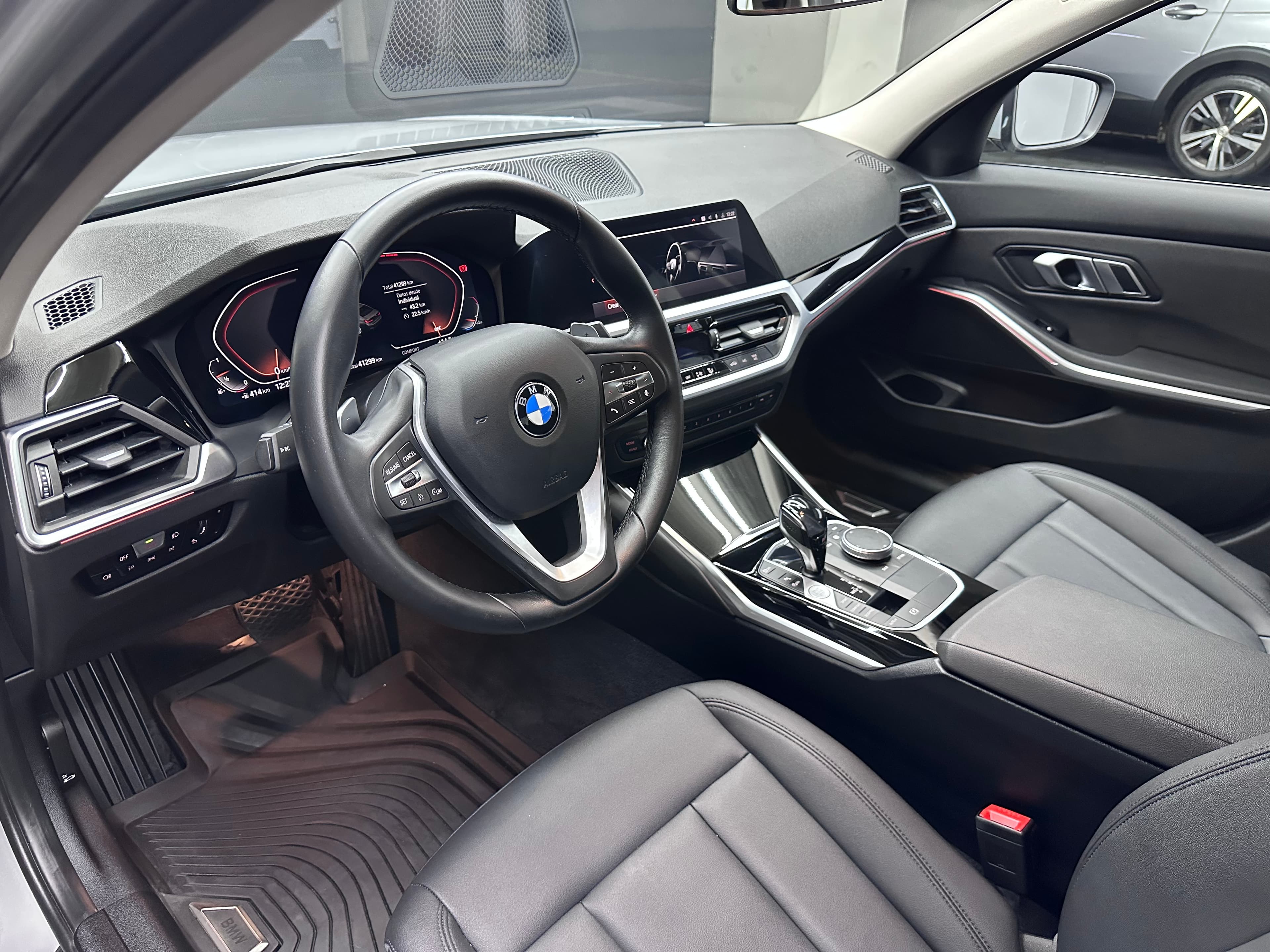 Bmw 320i - miniatura 7