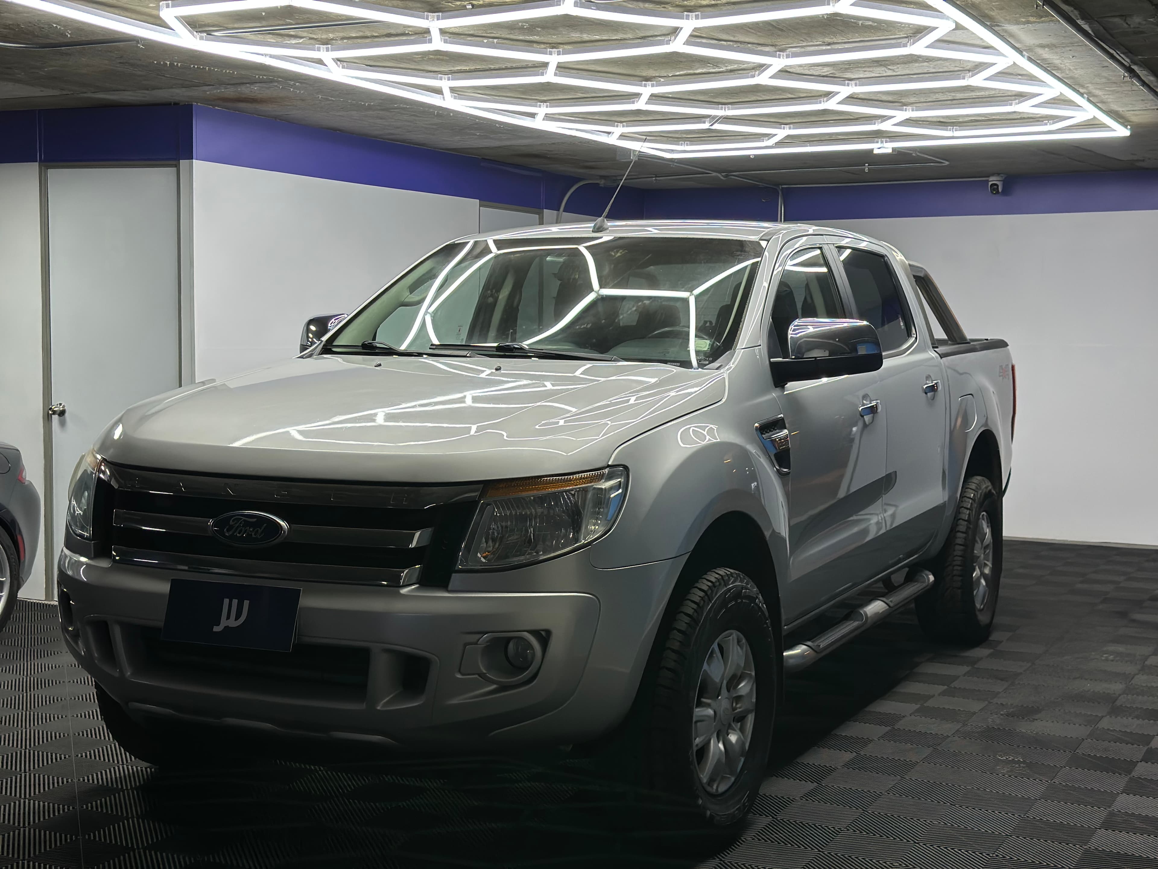 Ford Ranger - miniatura 3
