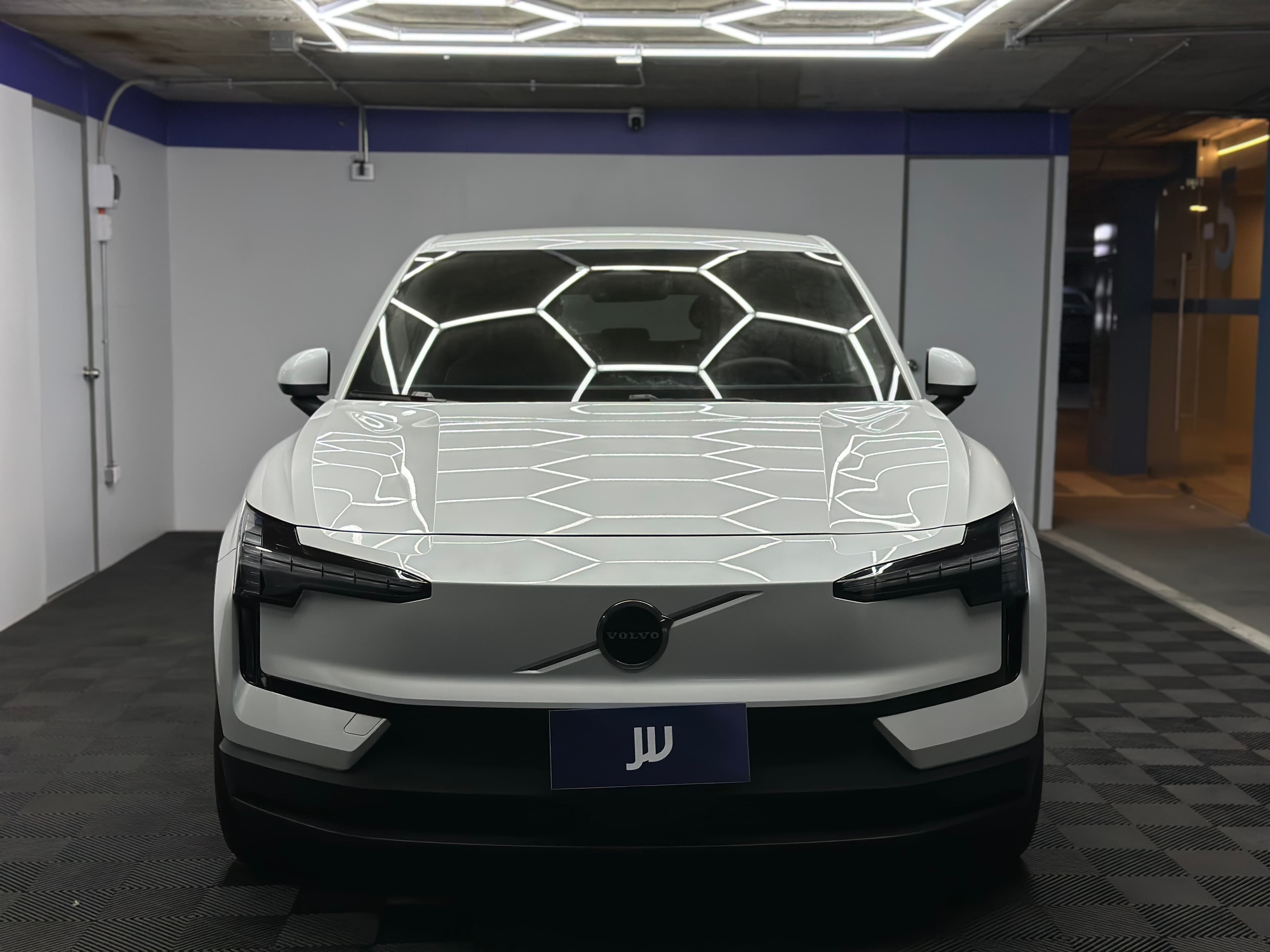 Volvo Ex30 - miniatura 2