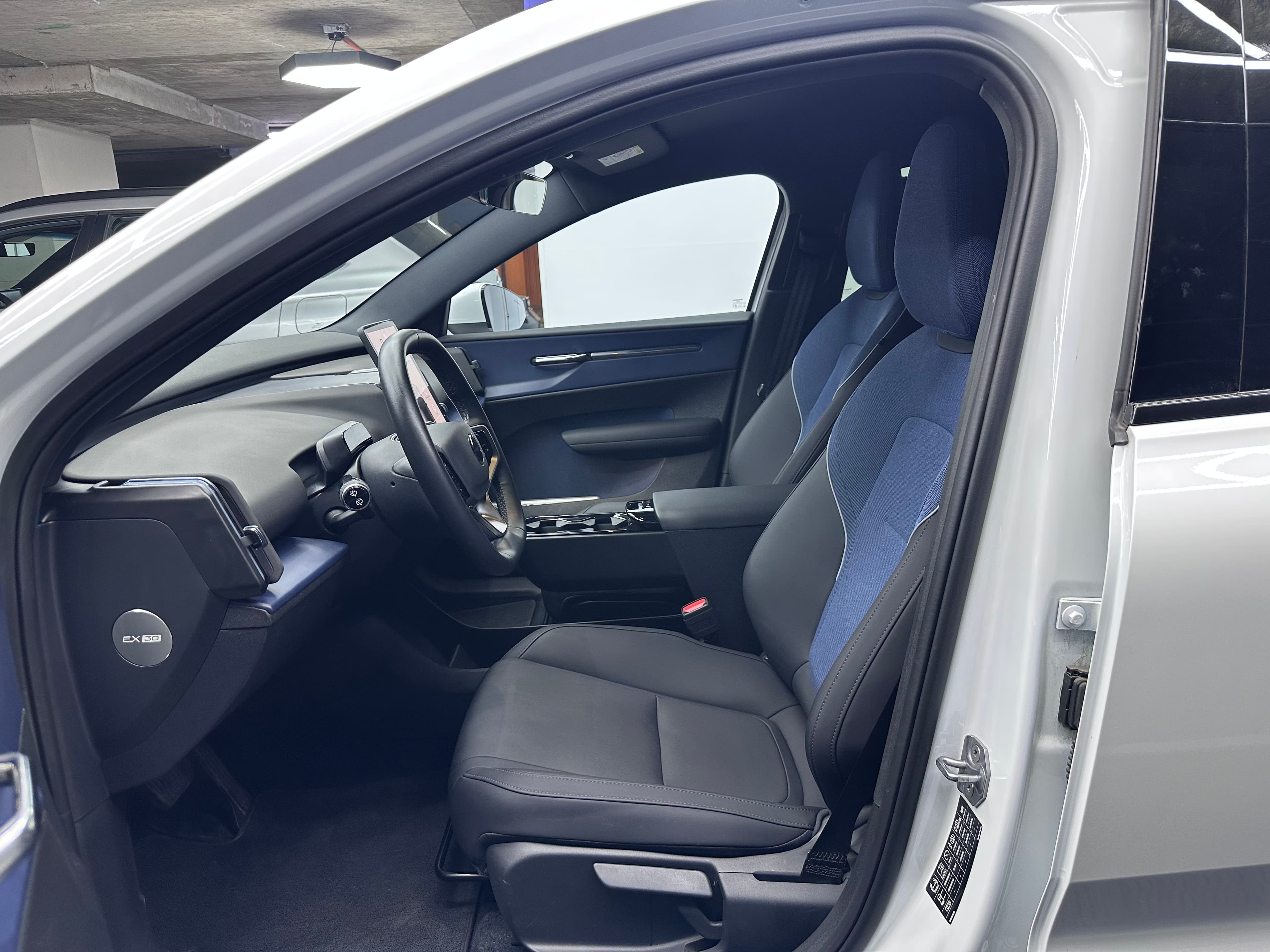 Volvo Ex30 - miniatura 8