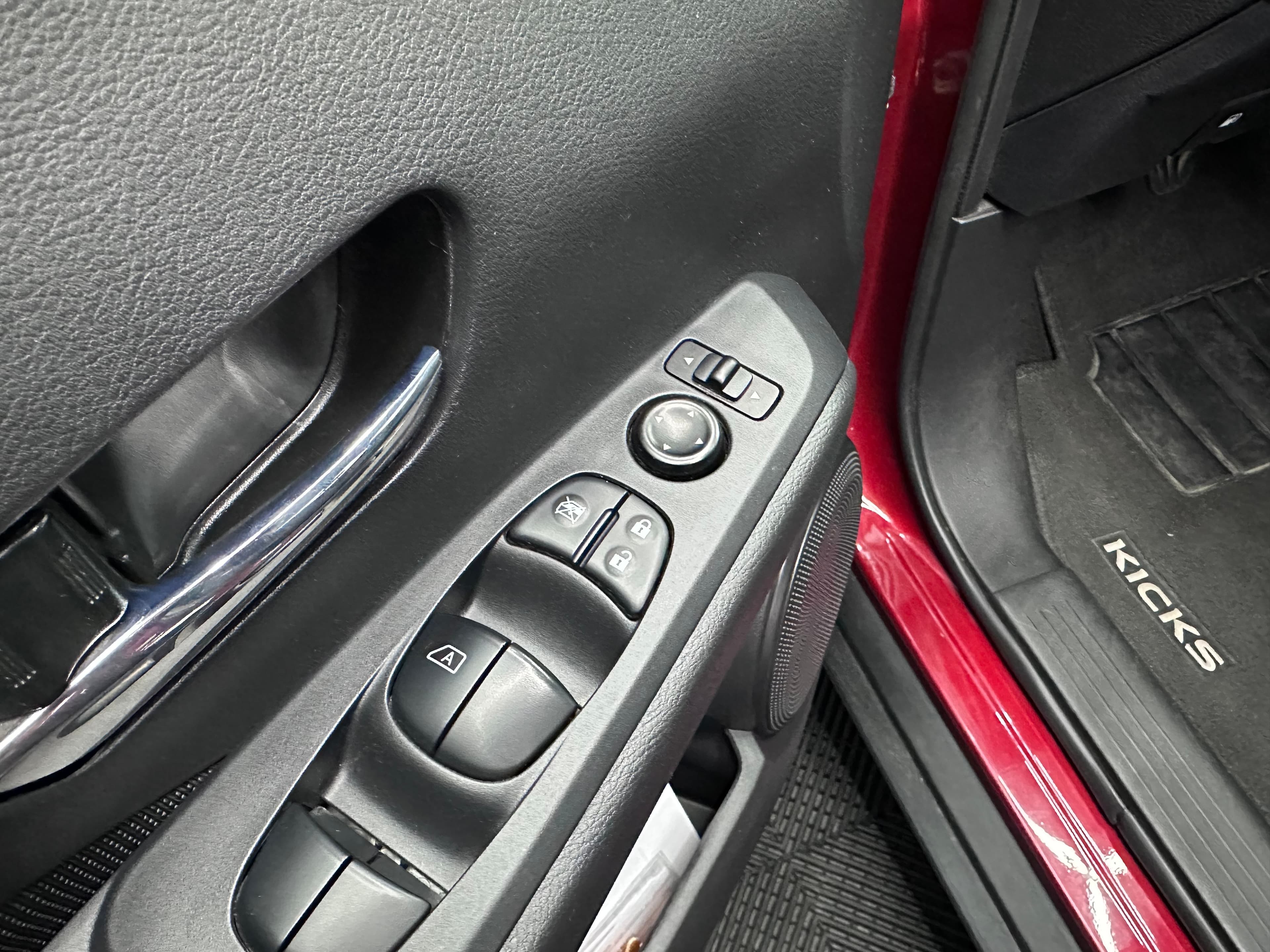 Nissan Kicks - miniatura 8