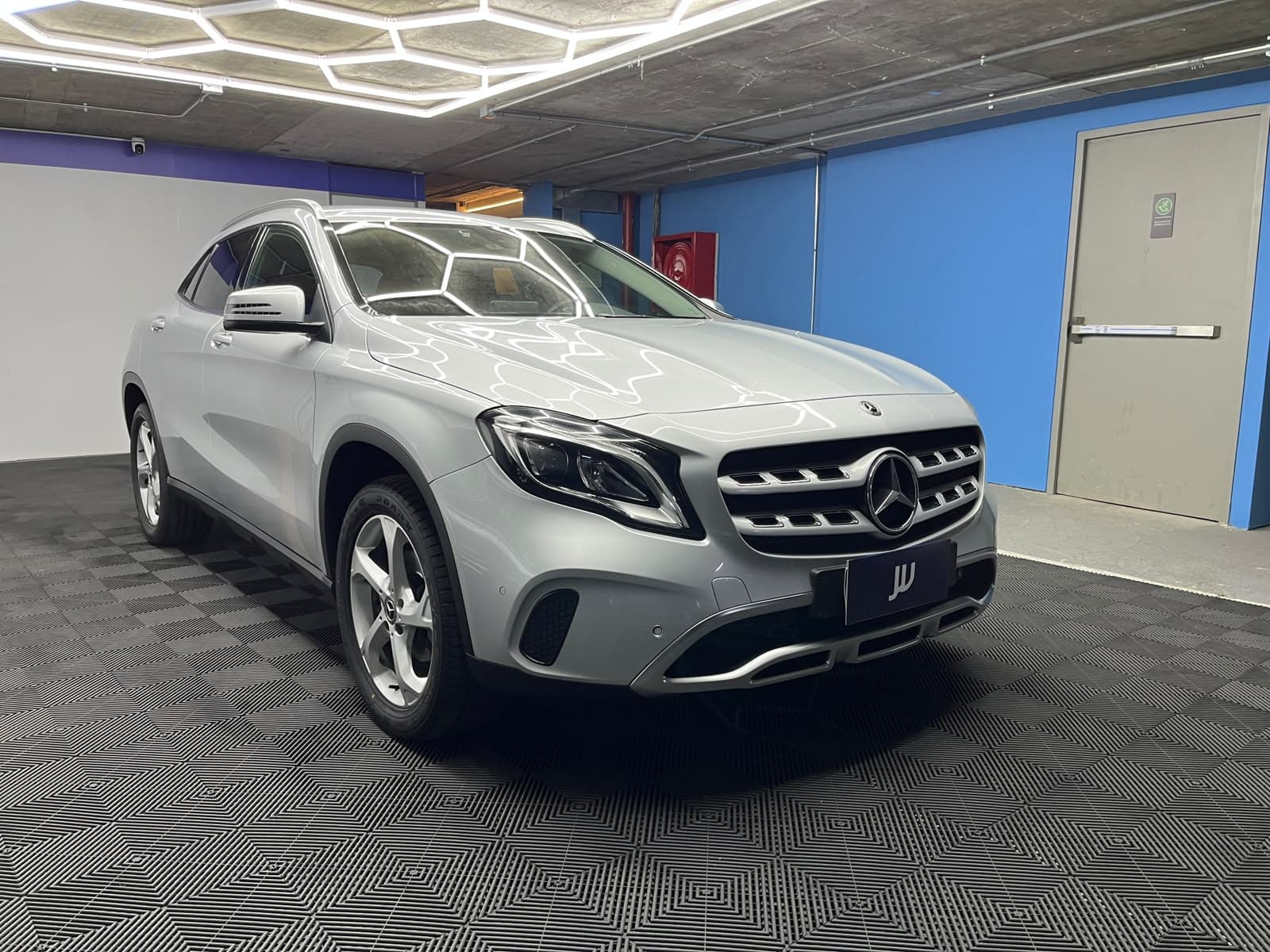 Mercedes-benz Gla 200 - miniatura 3