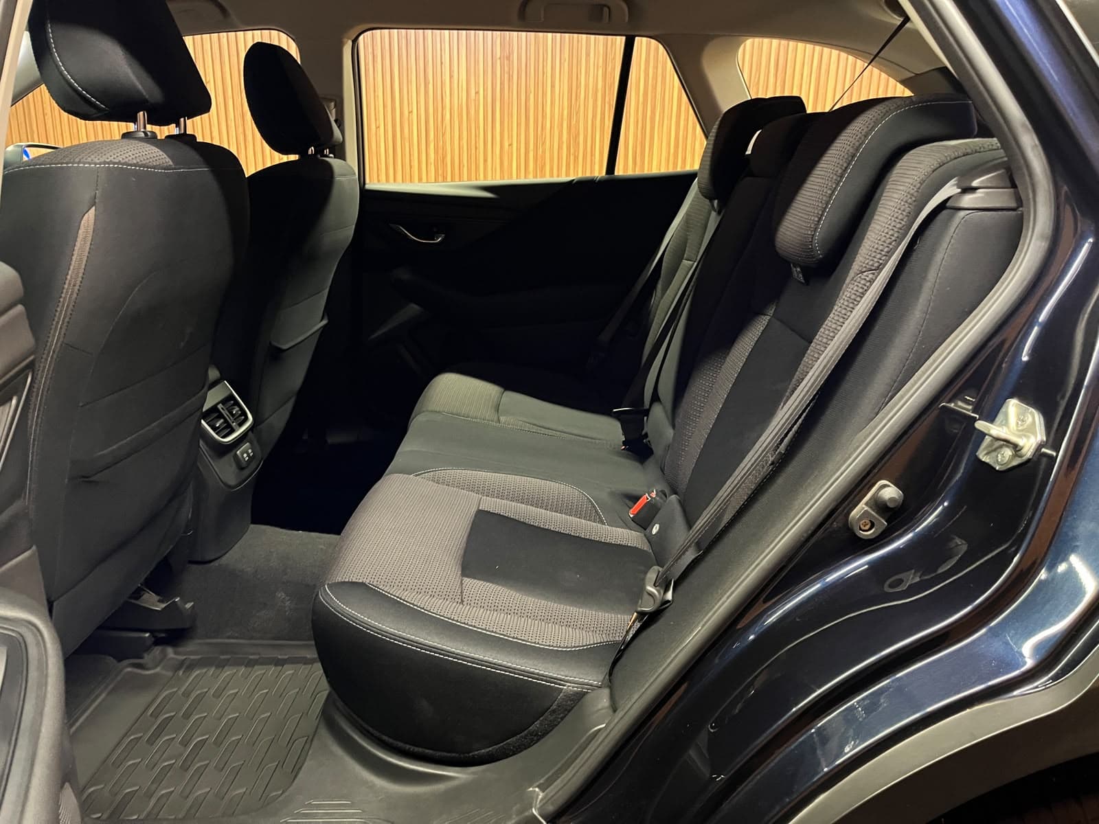 Subaru Outback - miniatura 13