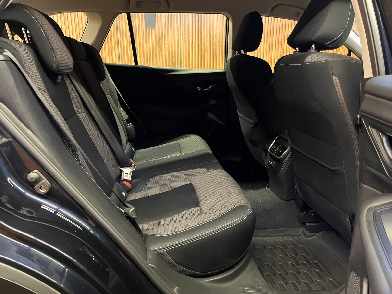 Subaru Outback - miniatura 14
