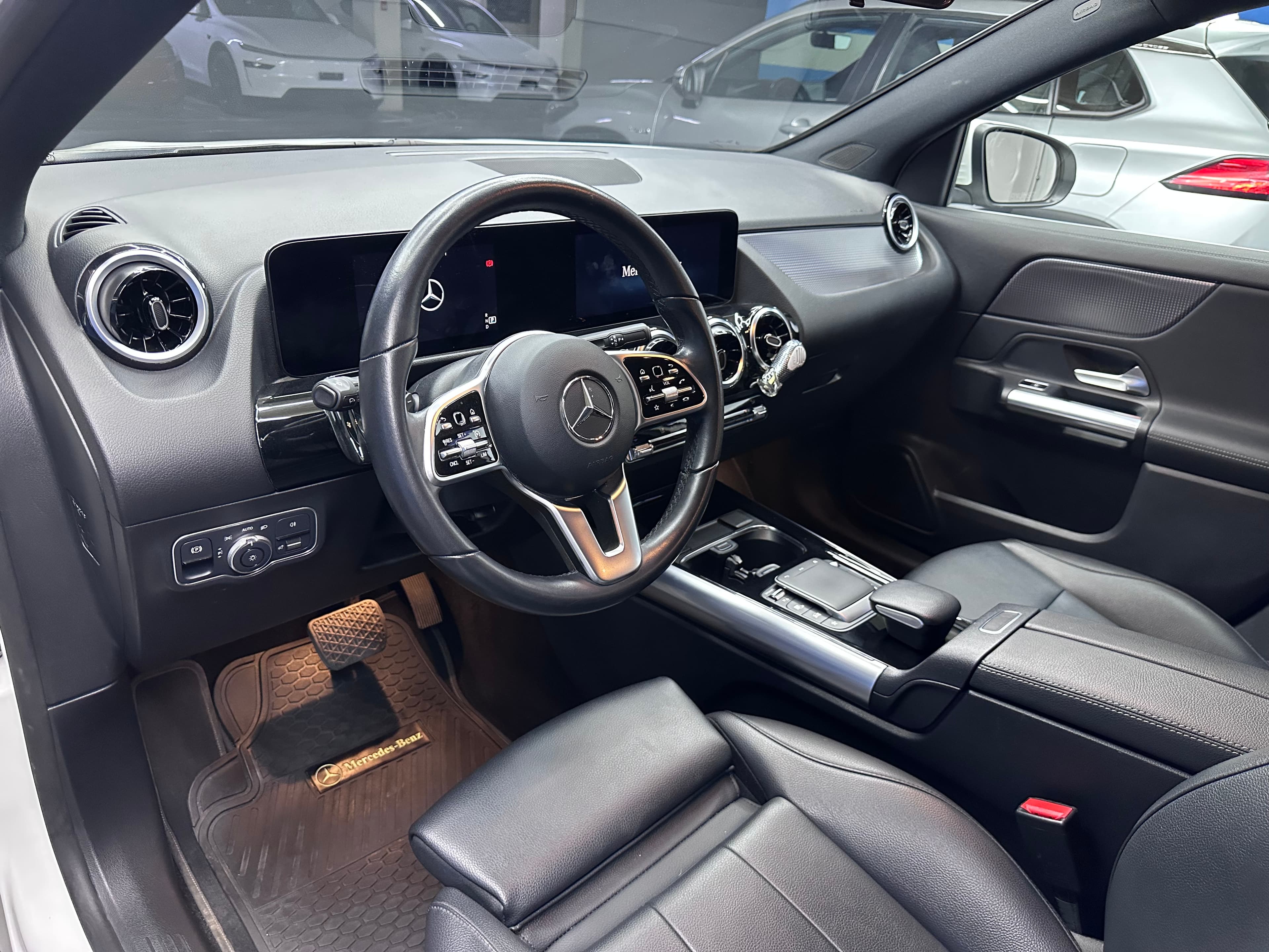 Mercedes-benz Gla 200 - miniatura 7