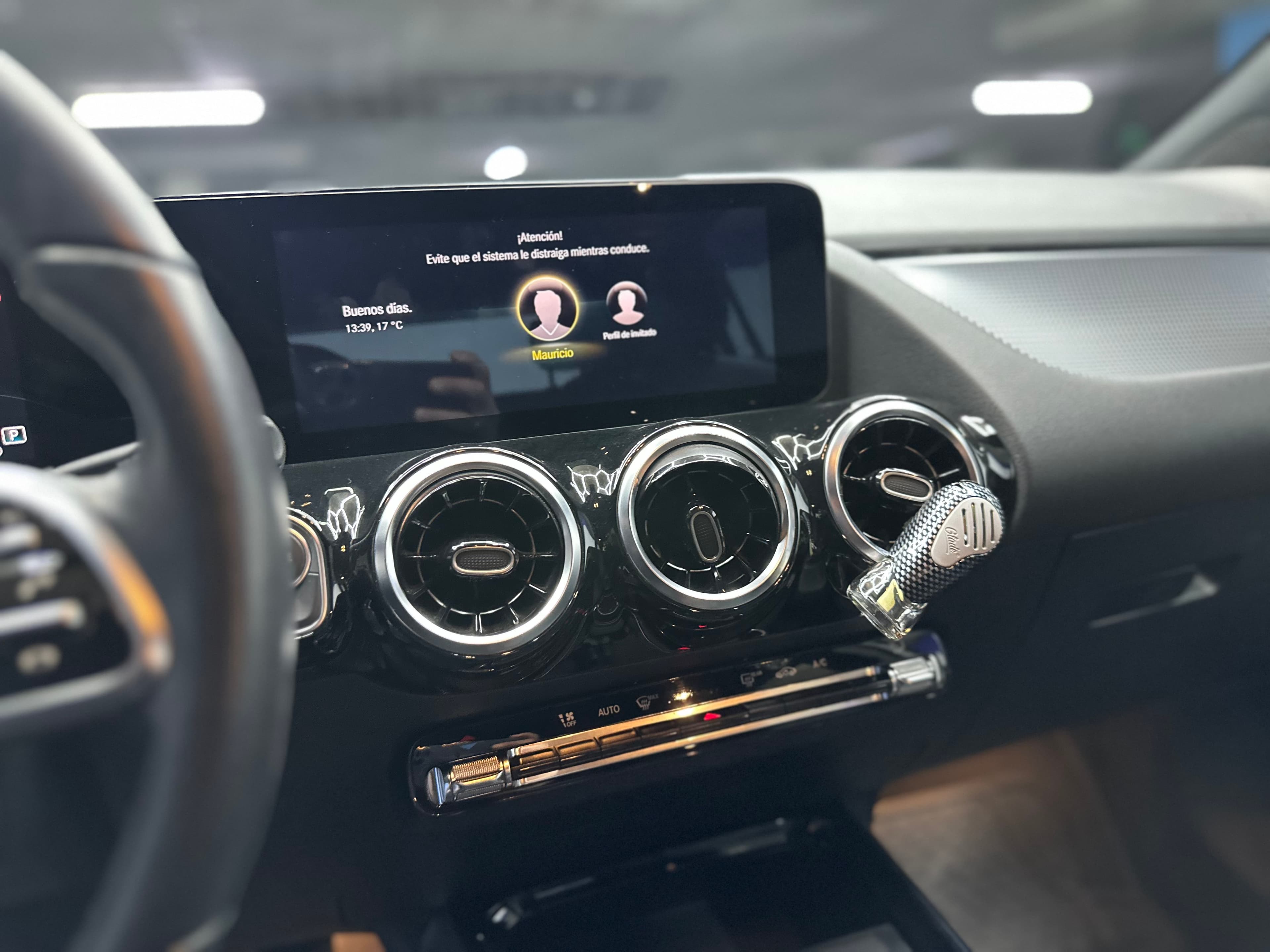 Mercedes-benz Gla 200 - miniatura 11