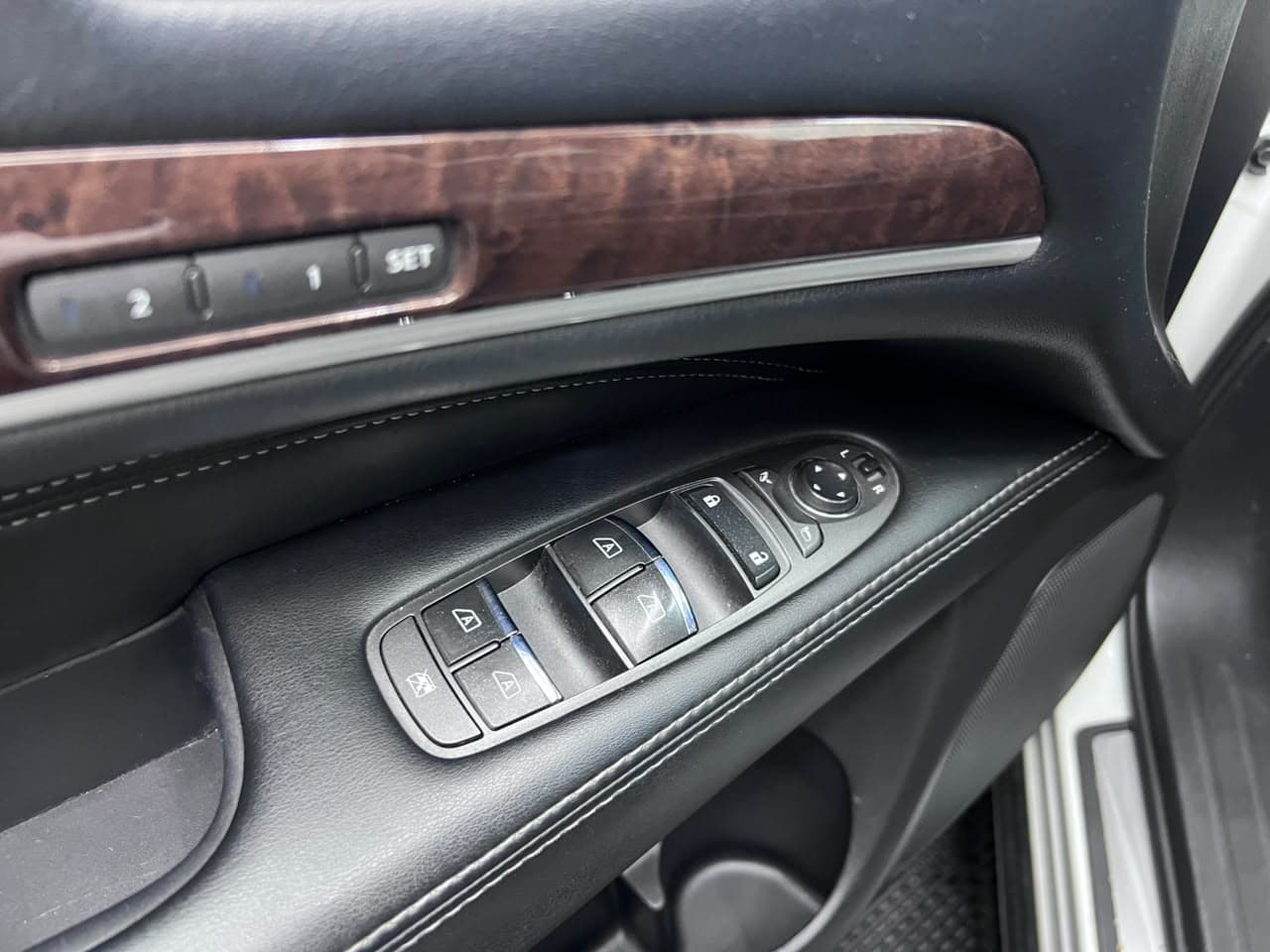 Infiniti Qx60 - miniatura 9