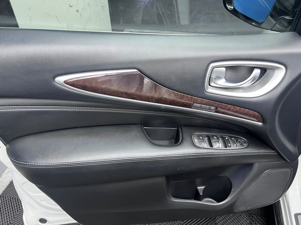 Infiniti Qx60 - miniatura 16