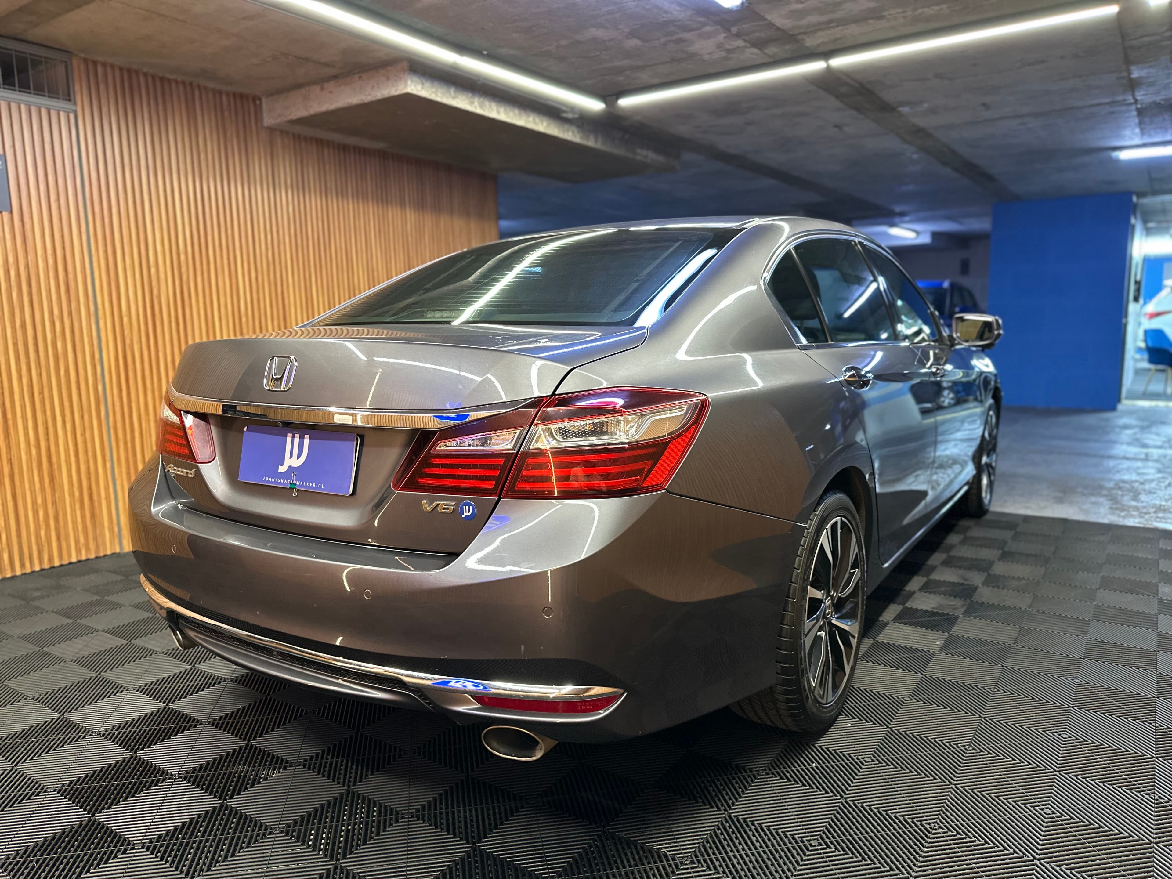 Honda Accord - miniatura 4