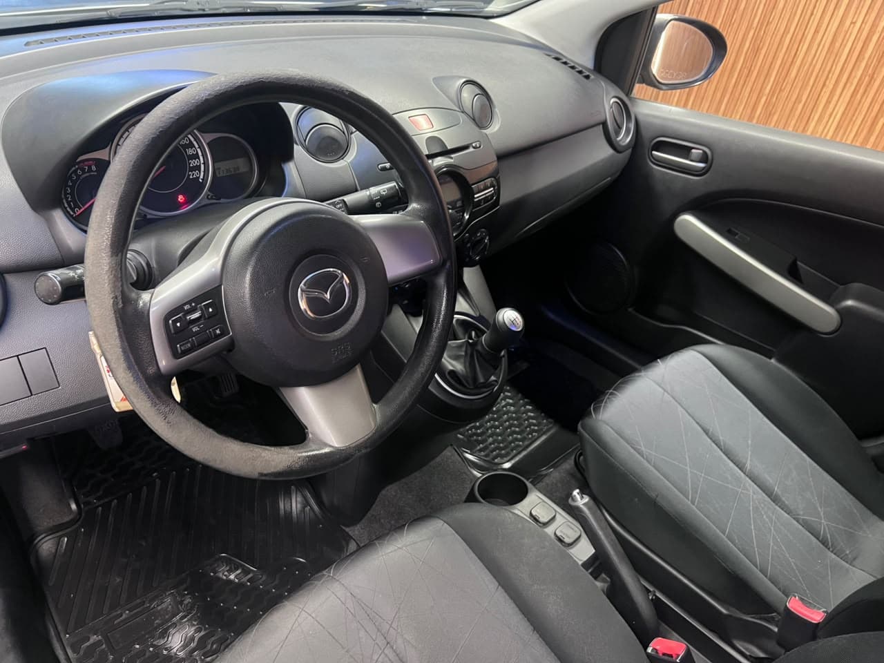 Mazda 2 sport - miniatura 7