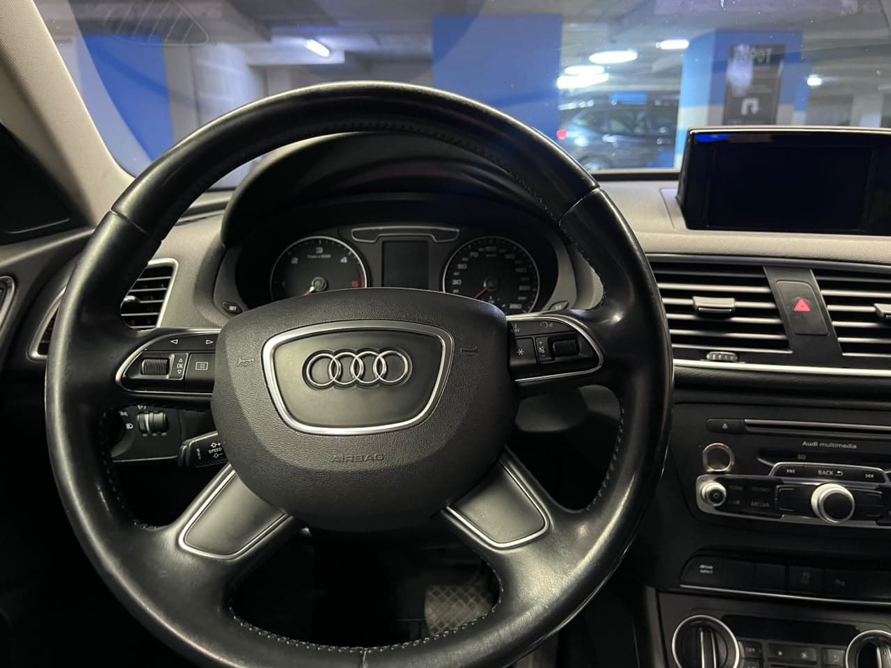 Audi Q3 - miniatura 8