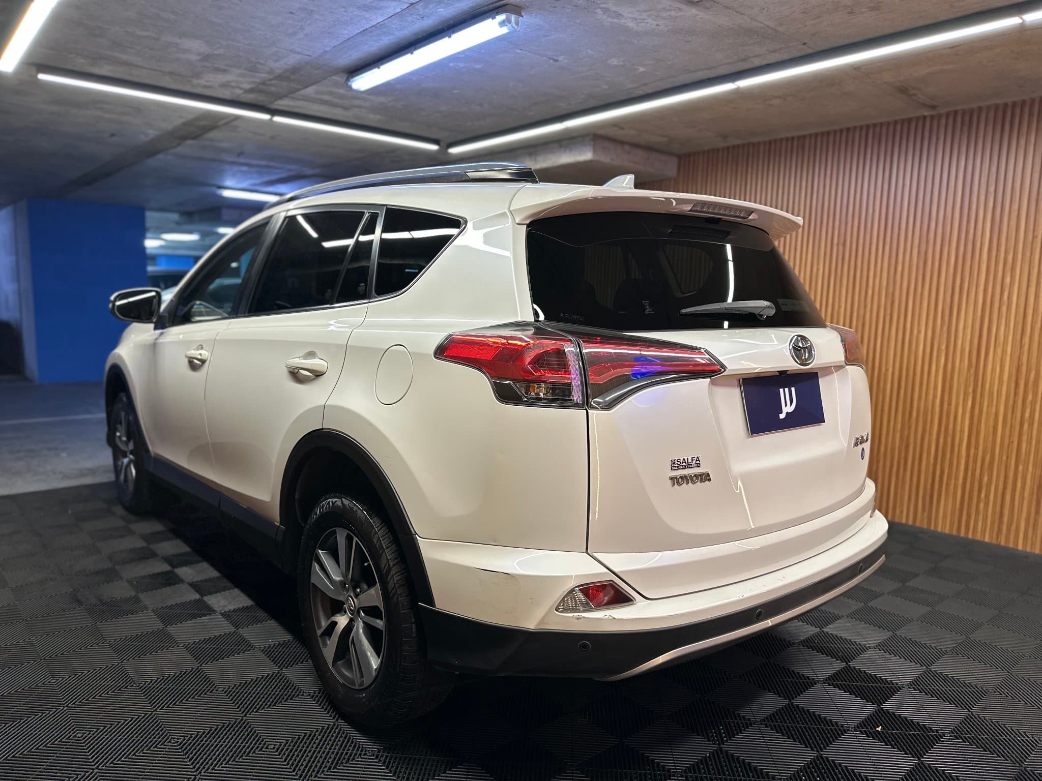 Toyota Rav4 - miniatura 4