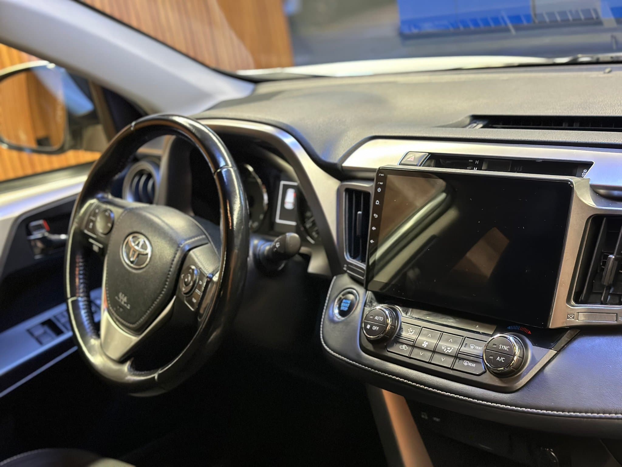 Toyota Rav4 - miniatura 16
