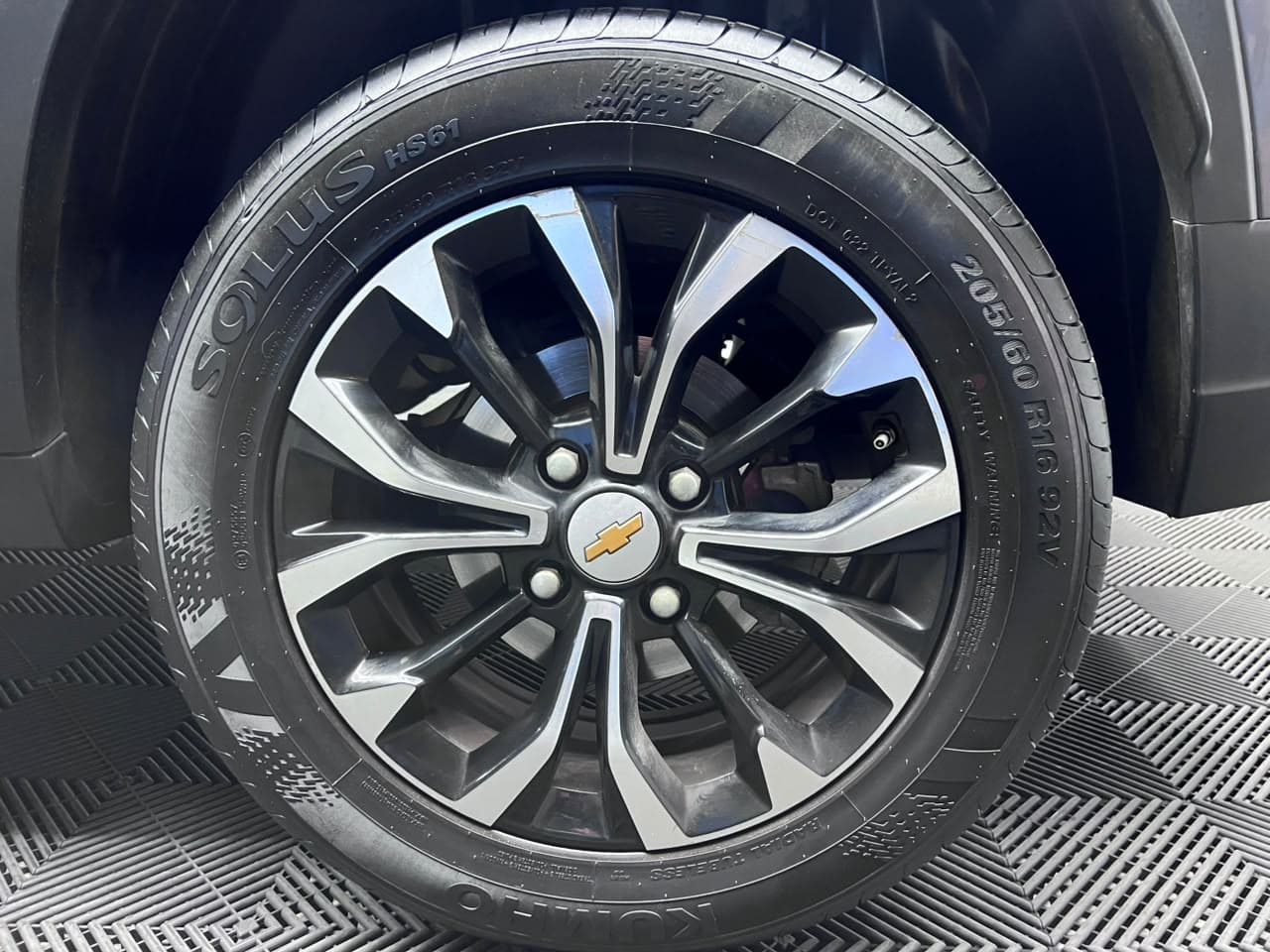 Chevrolet Groove - miniatura 13